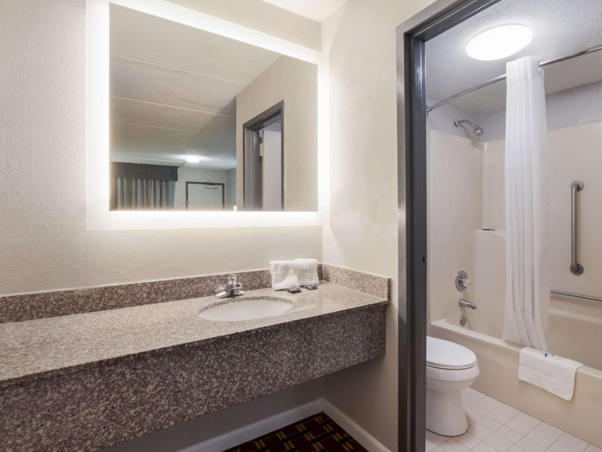 Rodeway Inn Greenwood Dış mekan fotoğraf